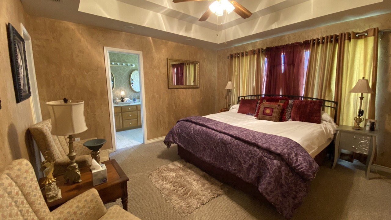 Photo of Bedroom in Flint