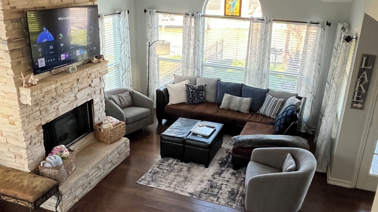 Photo of Bedroom in Pointblank