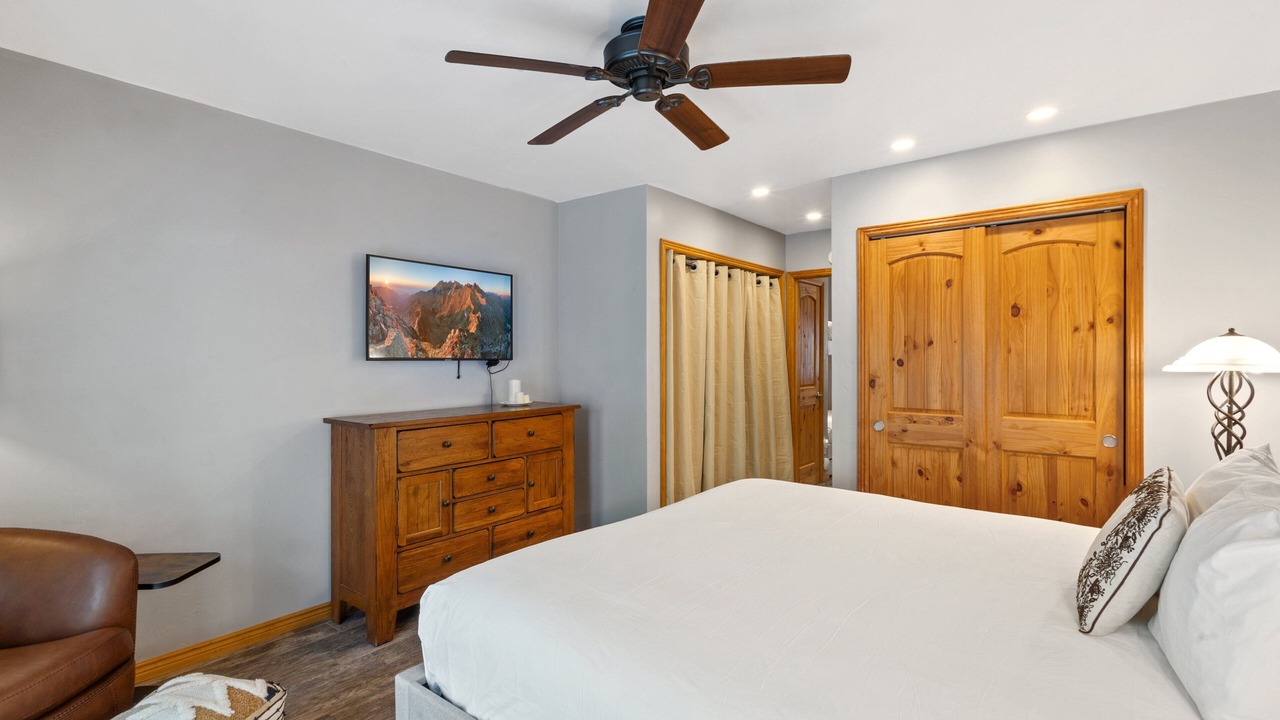 Photo of Bedroom in Telluride