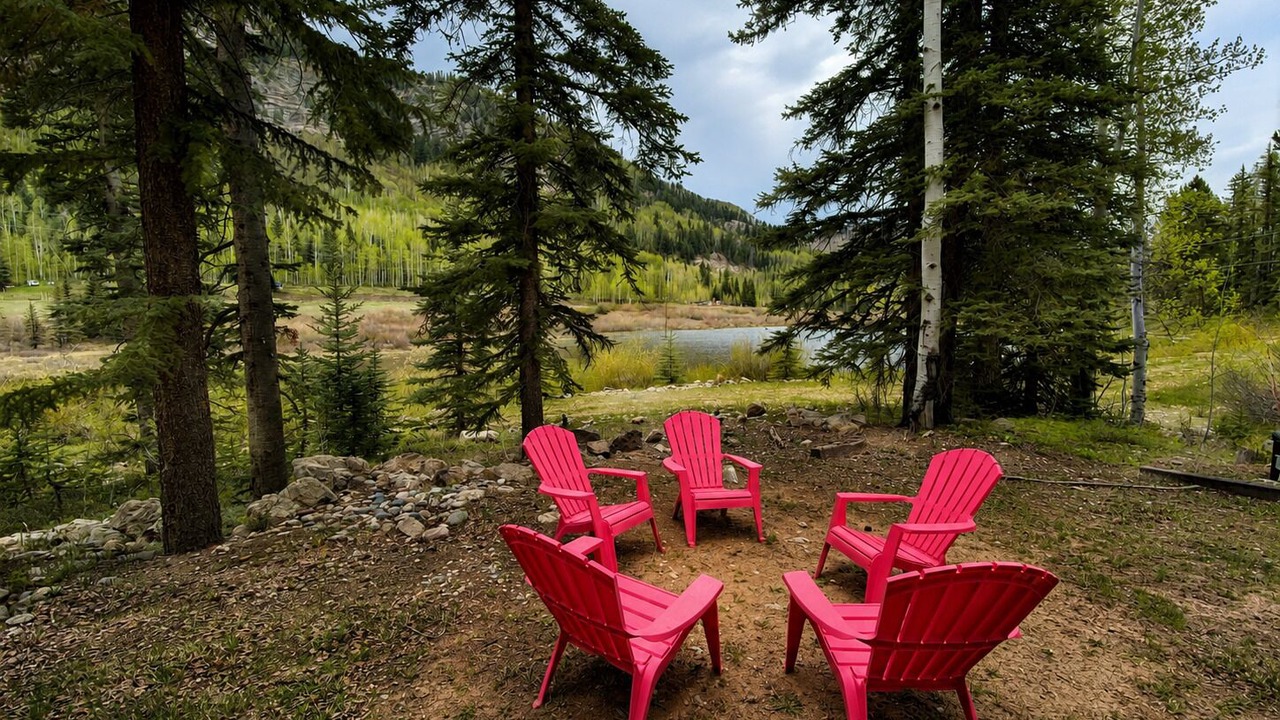 Photo of Outdoor in Columbine Lake