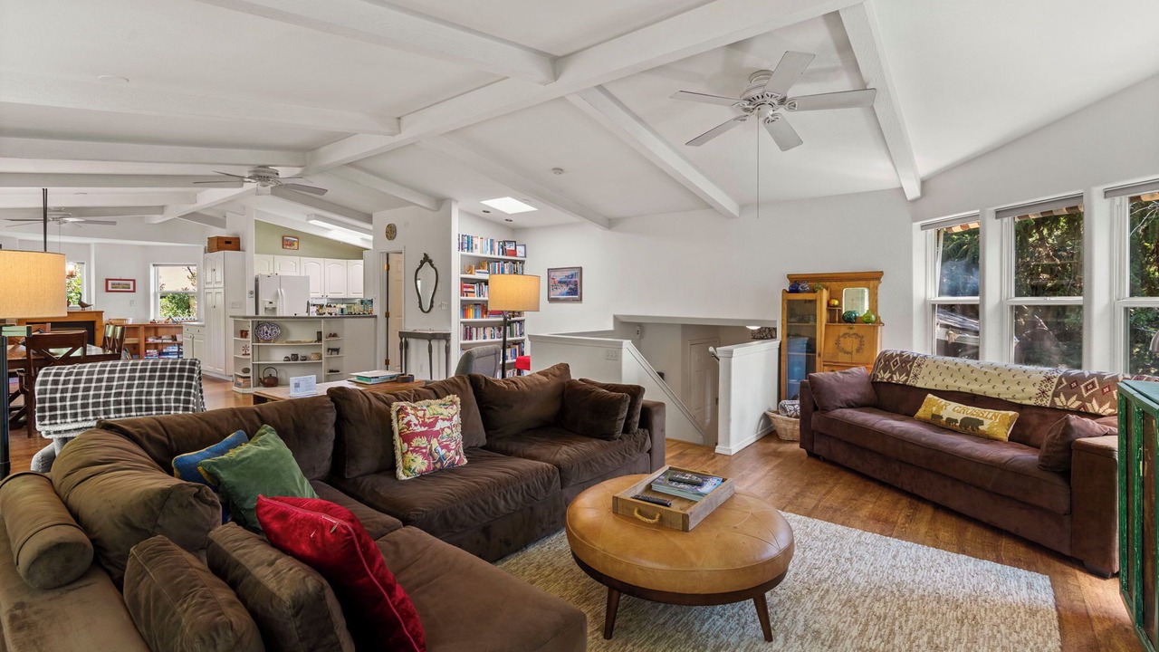 Photo of Livingroom in Hermosa