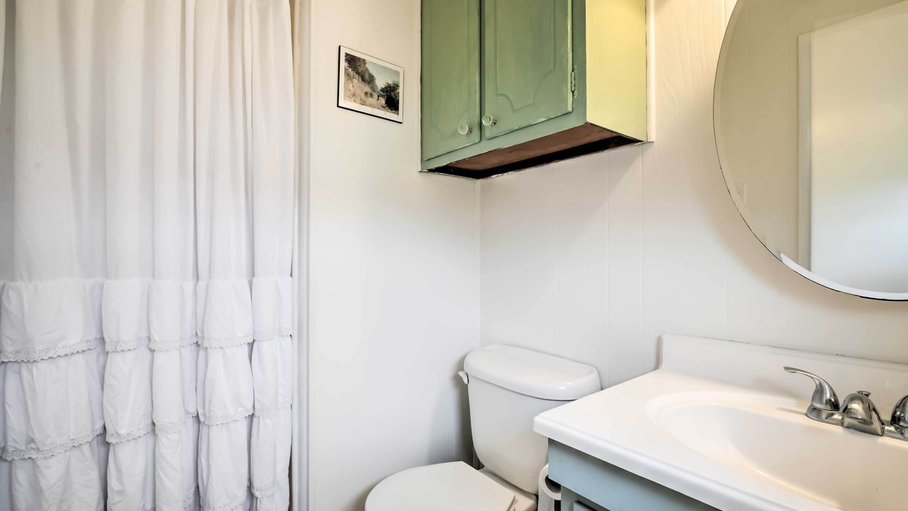 Photo of Bathroom in Carmine