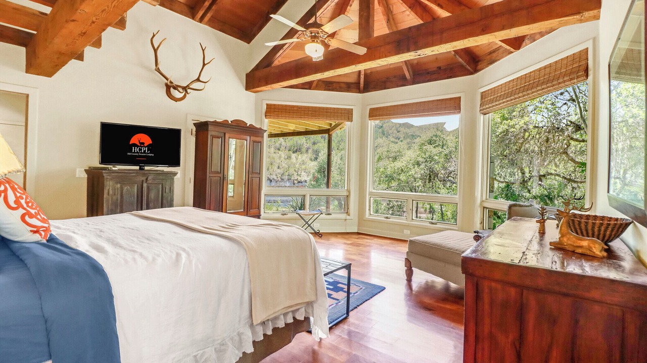 Photo of Bedroom in Wimberley