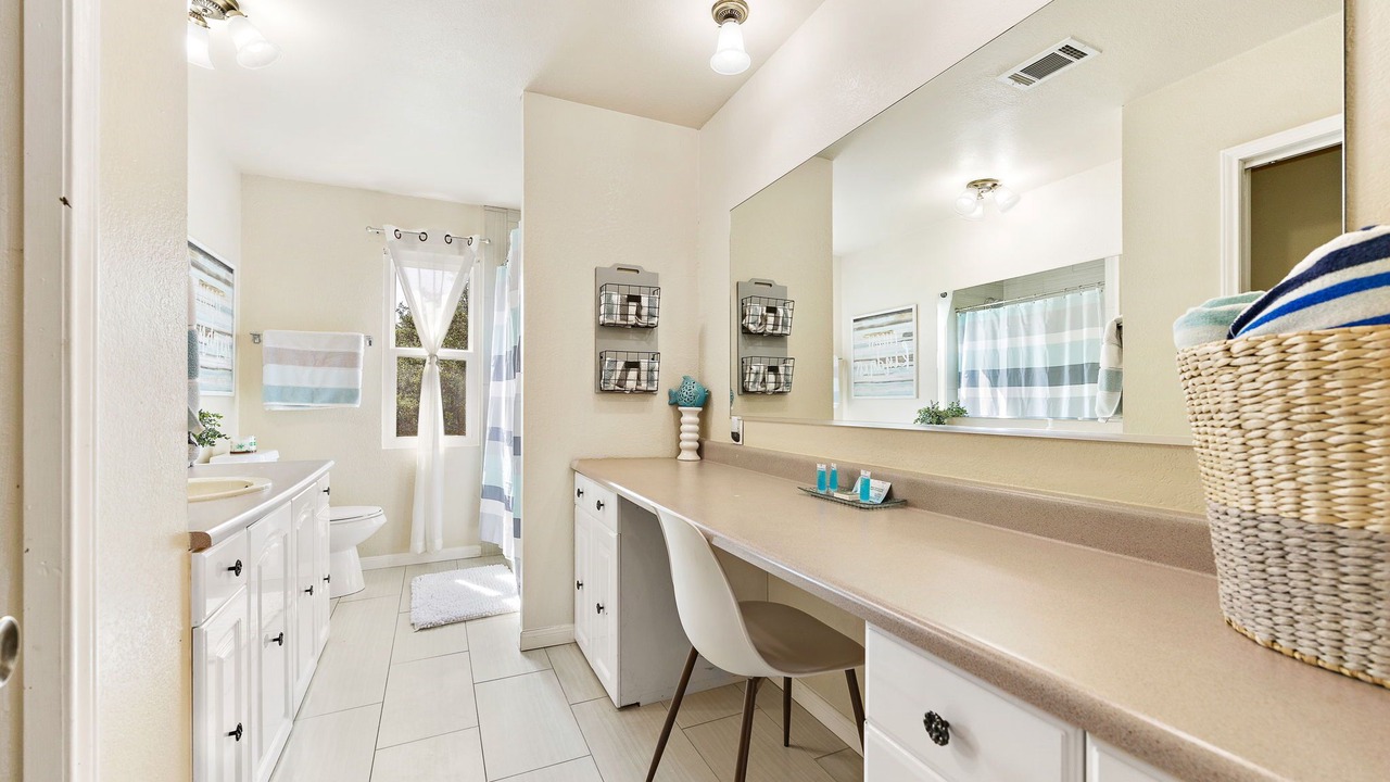 Photo of Bathroom in Briarcliff