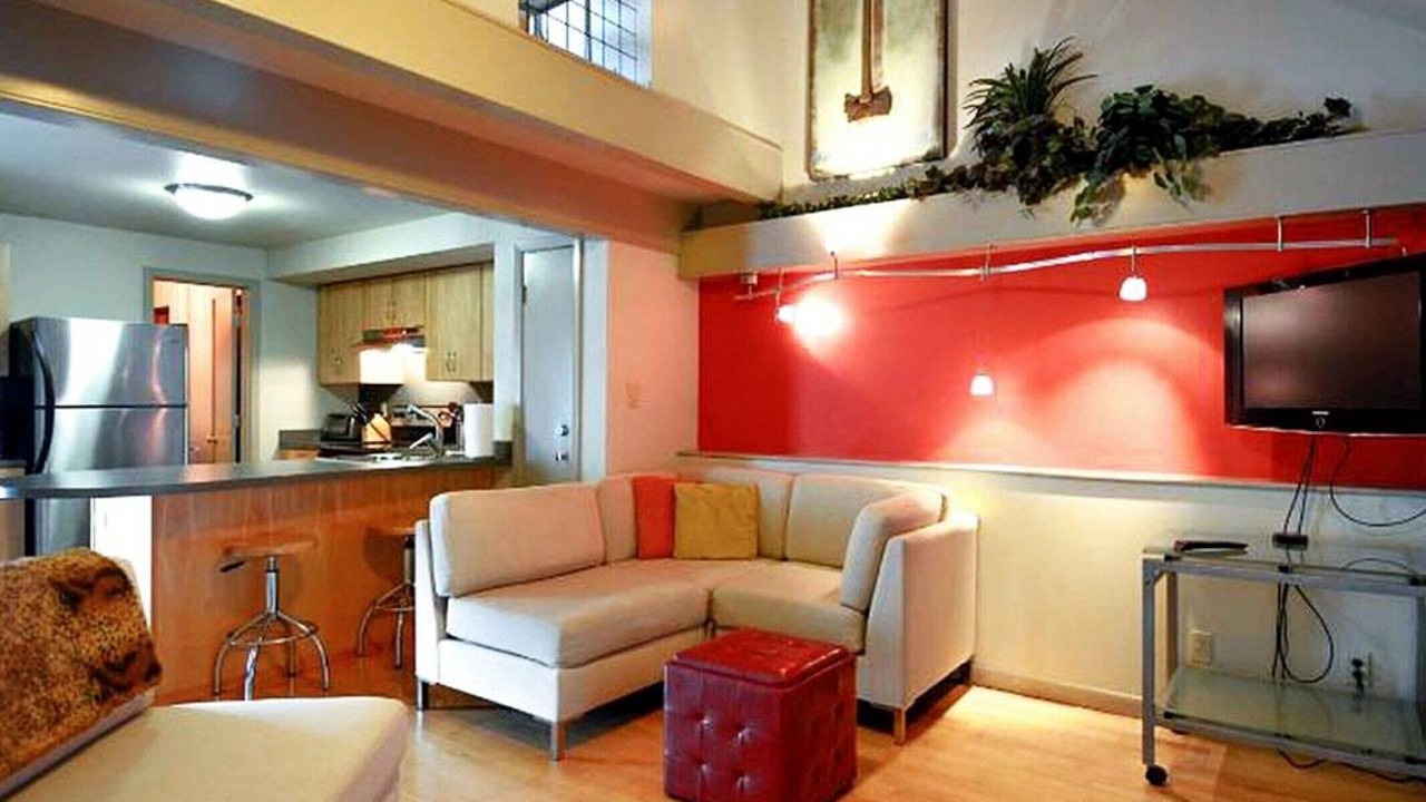 Photo of Livingroom in Barton Hills