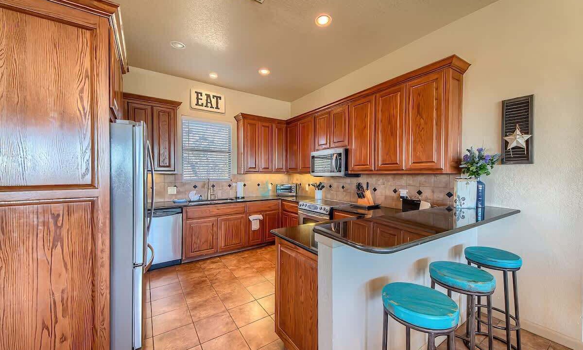 Photo of Kitchen in Canyon Lake