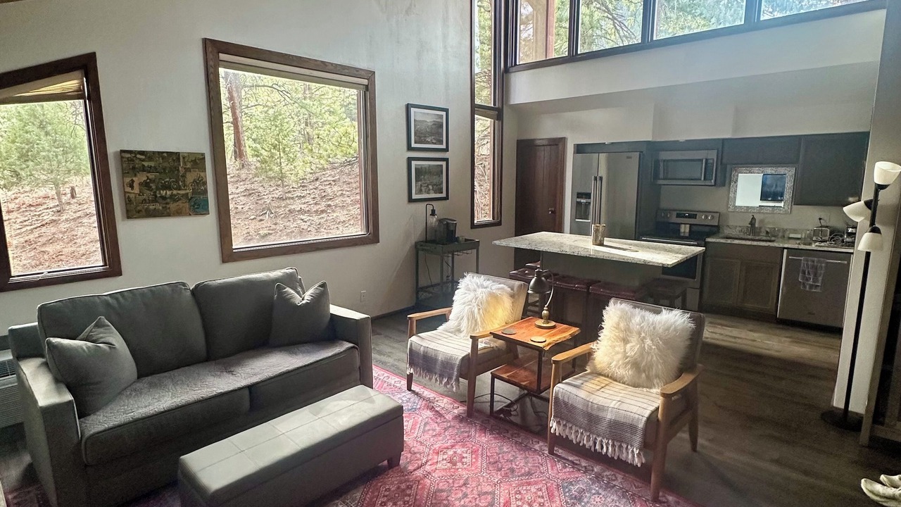 Photo of Livingroom in Purgatory