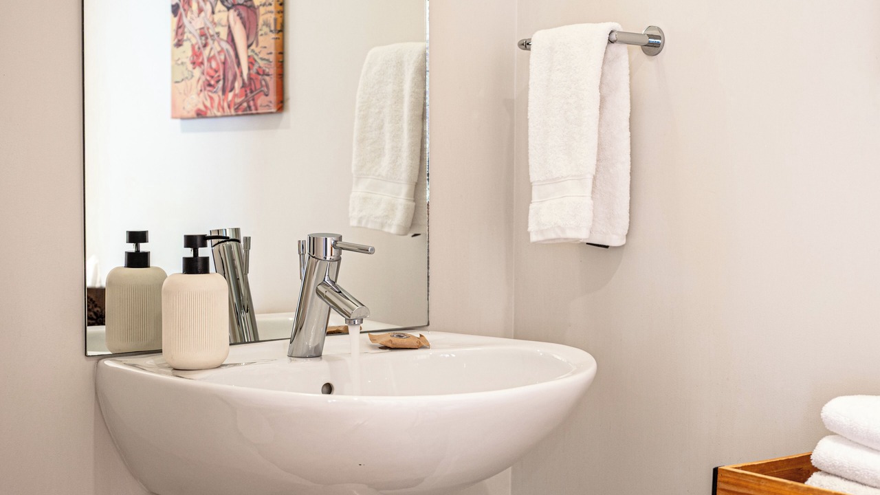 Photo of Bathroom in South Capitol