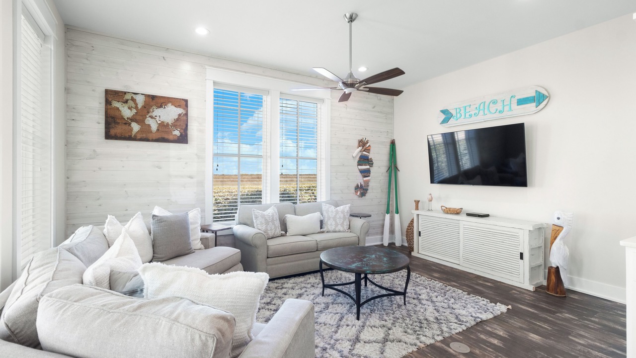 Photo of Livingroom in Cinnamon Shore