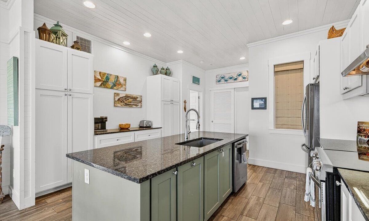 Photo of Kitchen in Cinnamon Shore