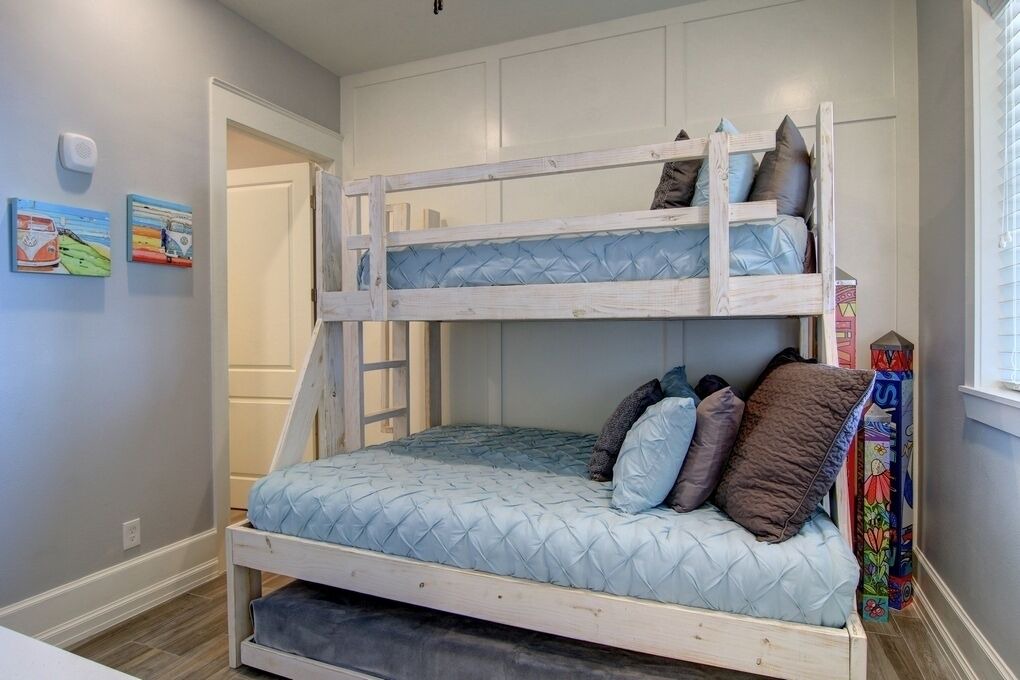 Photo of Bedroom in Cinnamon Shore