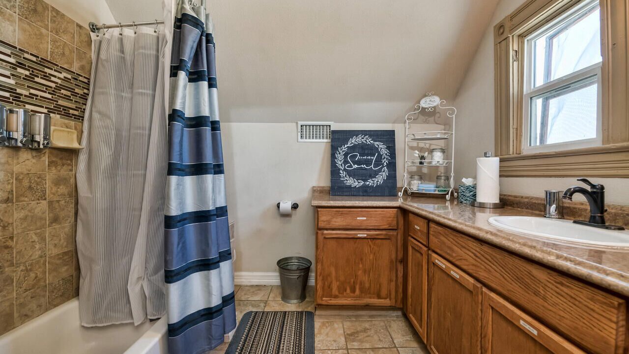 Photo of Bathroom in Brazos