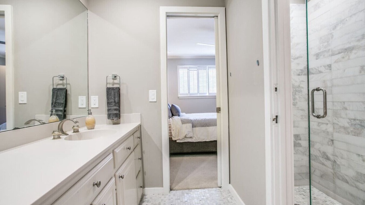 Photo of Bathroom in Lake Highlands