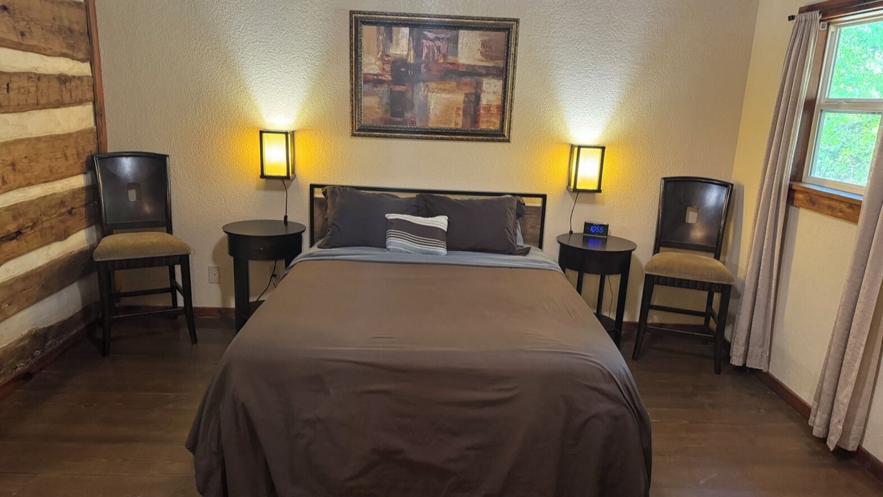 Photo of Bedroom in Lindale
