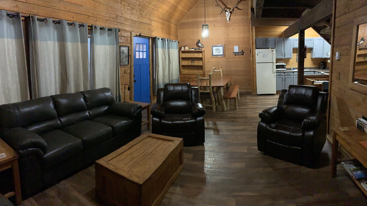 Photo of Livingroom in Lake City