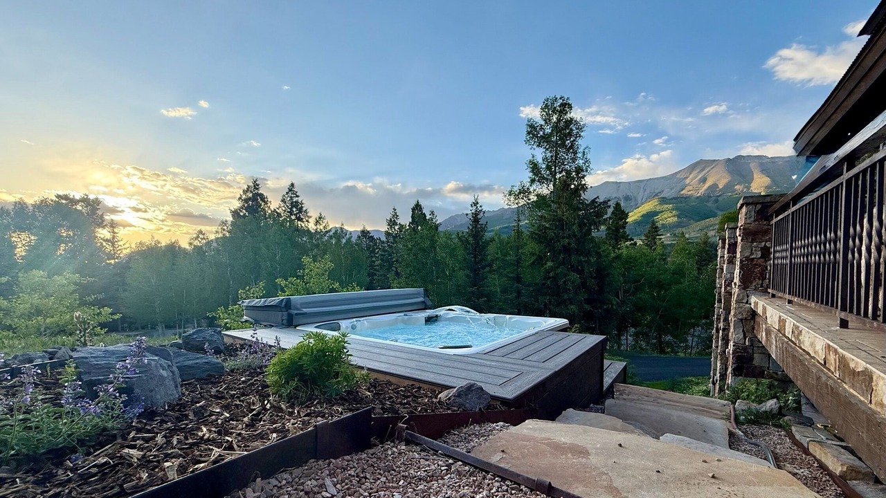 Photo of Outdoor in Mountain Village