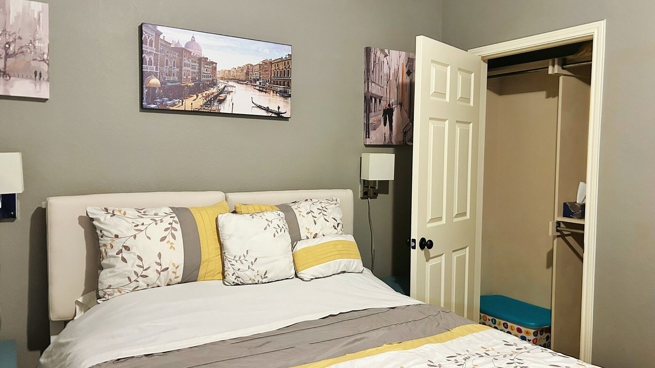 Photo of Bedroom in Frisco