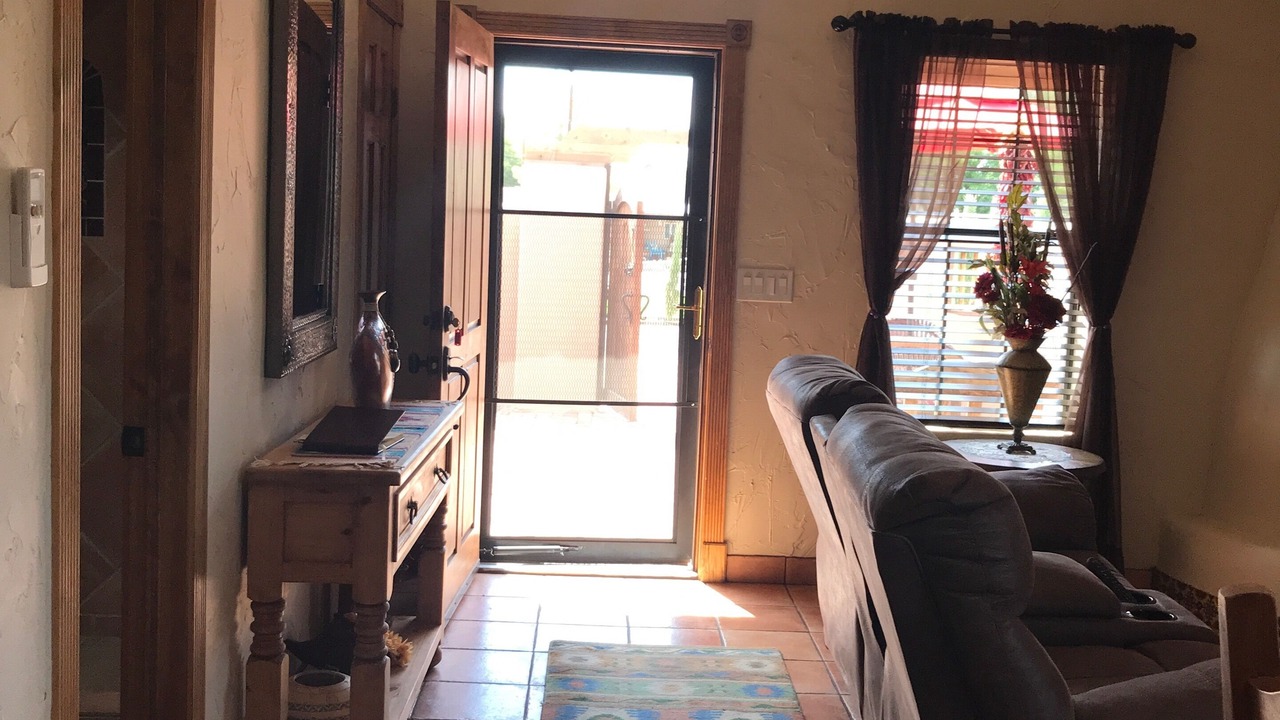 Photo of Livingroom in Mesilla