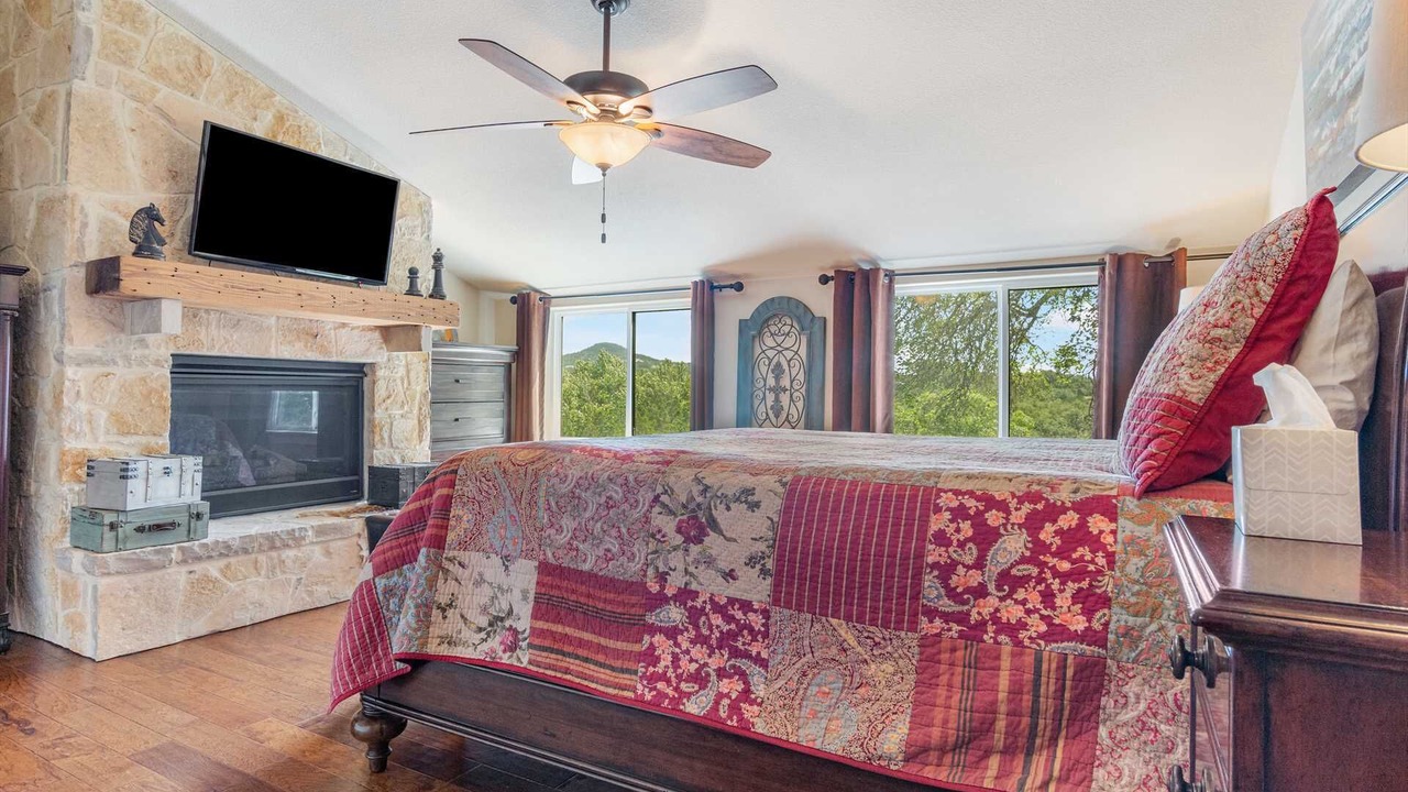 Photo of Bedroom in Pipe Creek