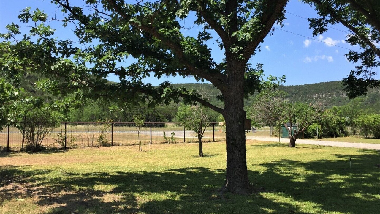 Photo of Outdoor in Leakey