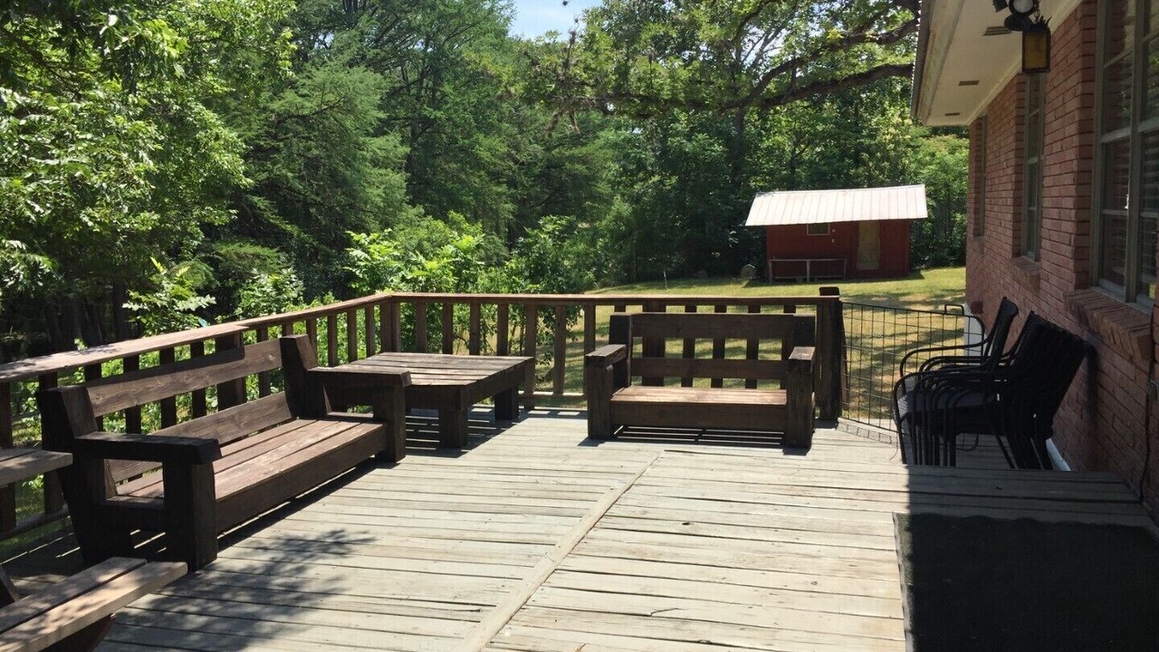 Photo of Bedroom in Leakey