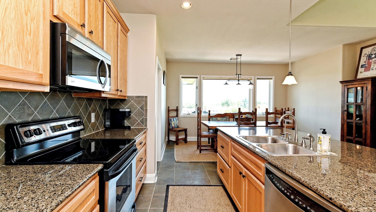 Photo of Kitchen in Lakecliff On Lake Travis