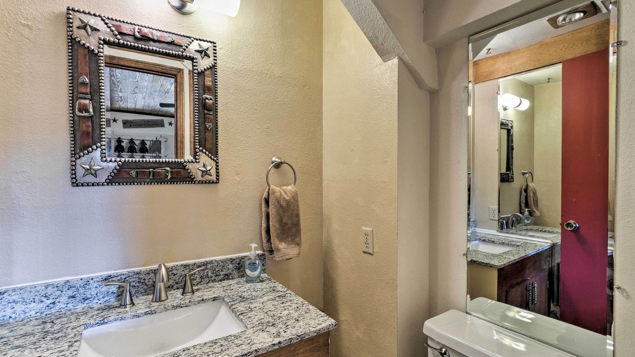 Photo of Bathroom in Ruidoso