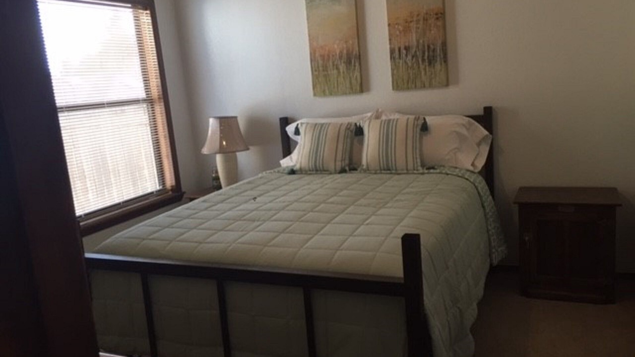 Photo of Bedroom in Alamogordo