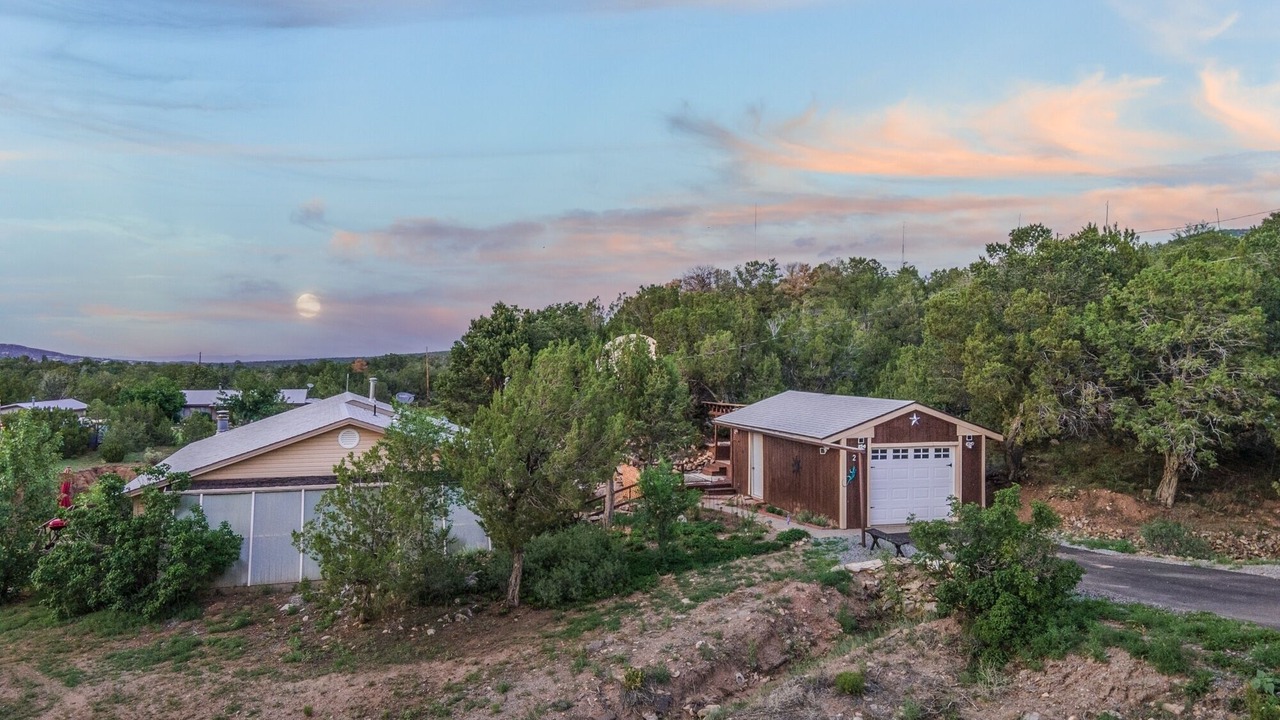 Photo of Others in Sandia Knolls
