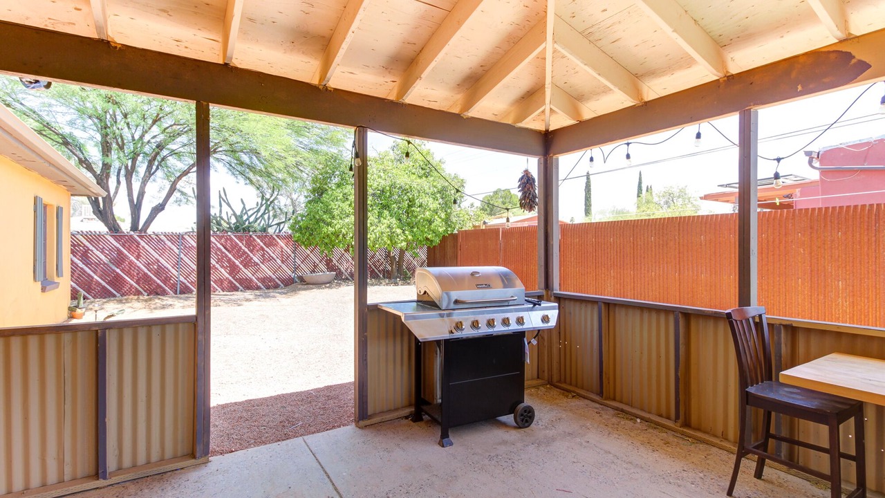 Photo of Outdoor in Peter Howell