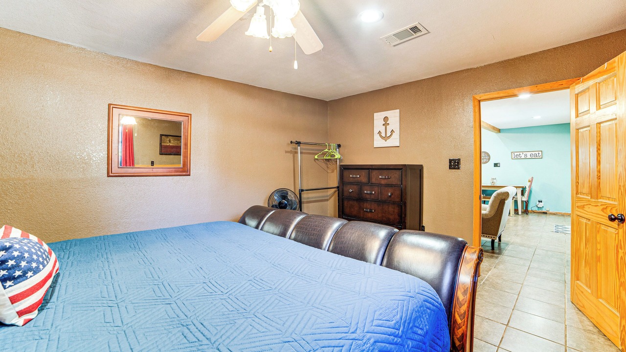 Photo of Bedroom in Pottsboro
