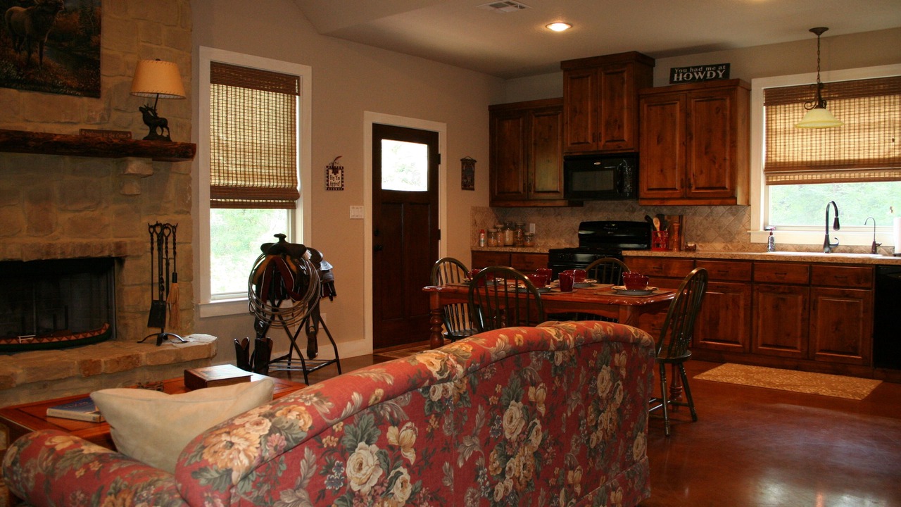 Photo of Others in Hearne