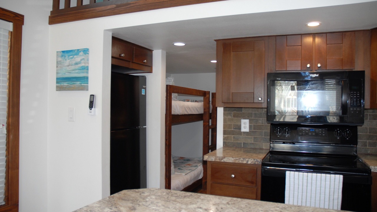Photo of Kitchen in City-by-the Sea