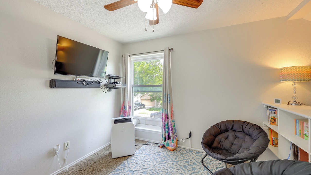 Photo of Livingroom in Live Oak
