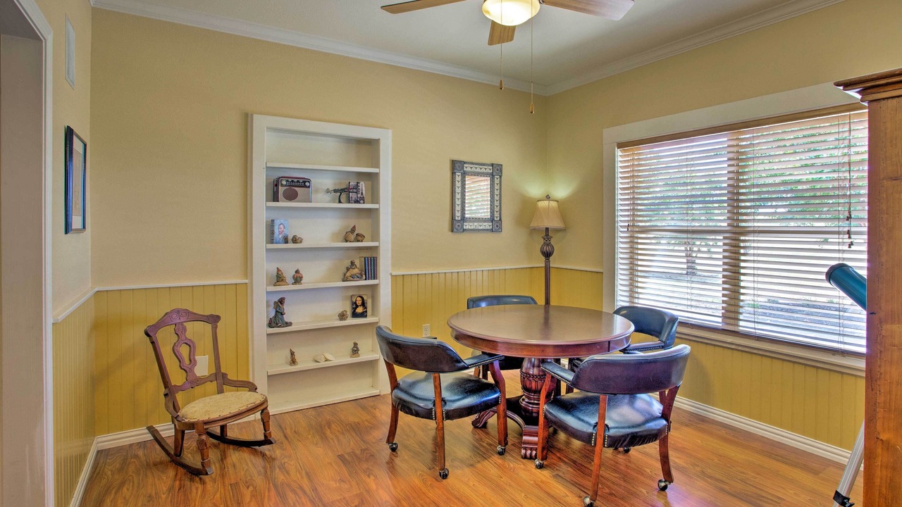 Photo of Bedroom in Lindale