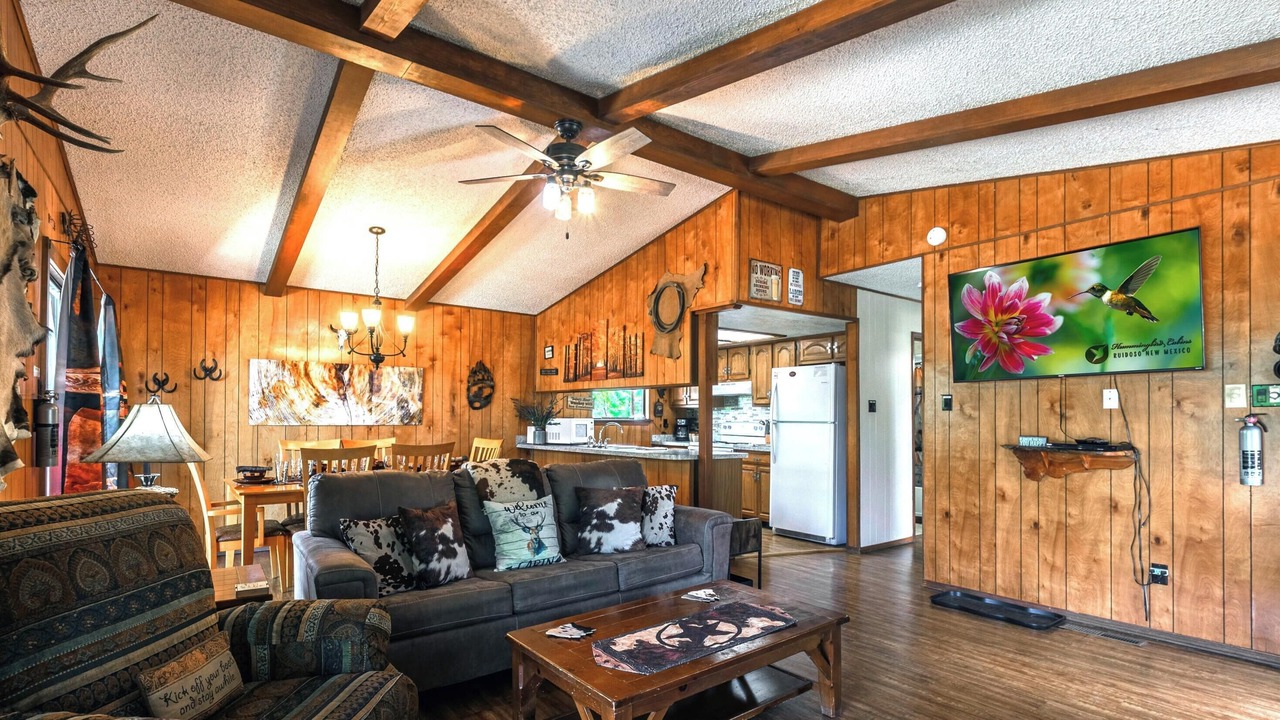 Photo of Livingroom in Ruidoso