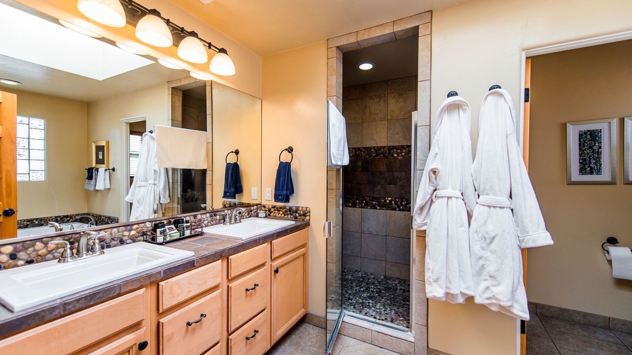 Photo of Bathroom in Albuquerque