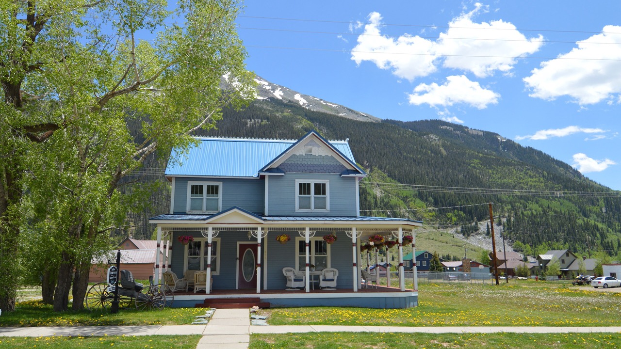 Photo of Others in Silverton