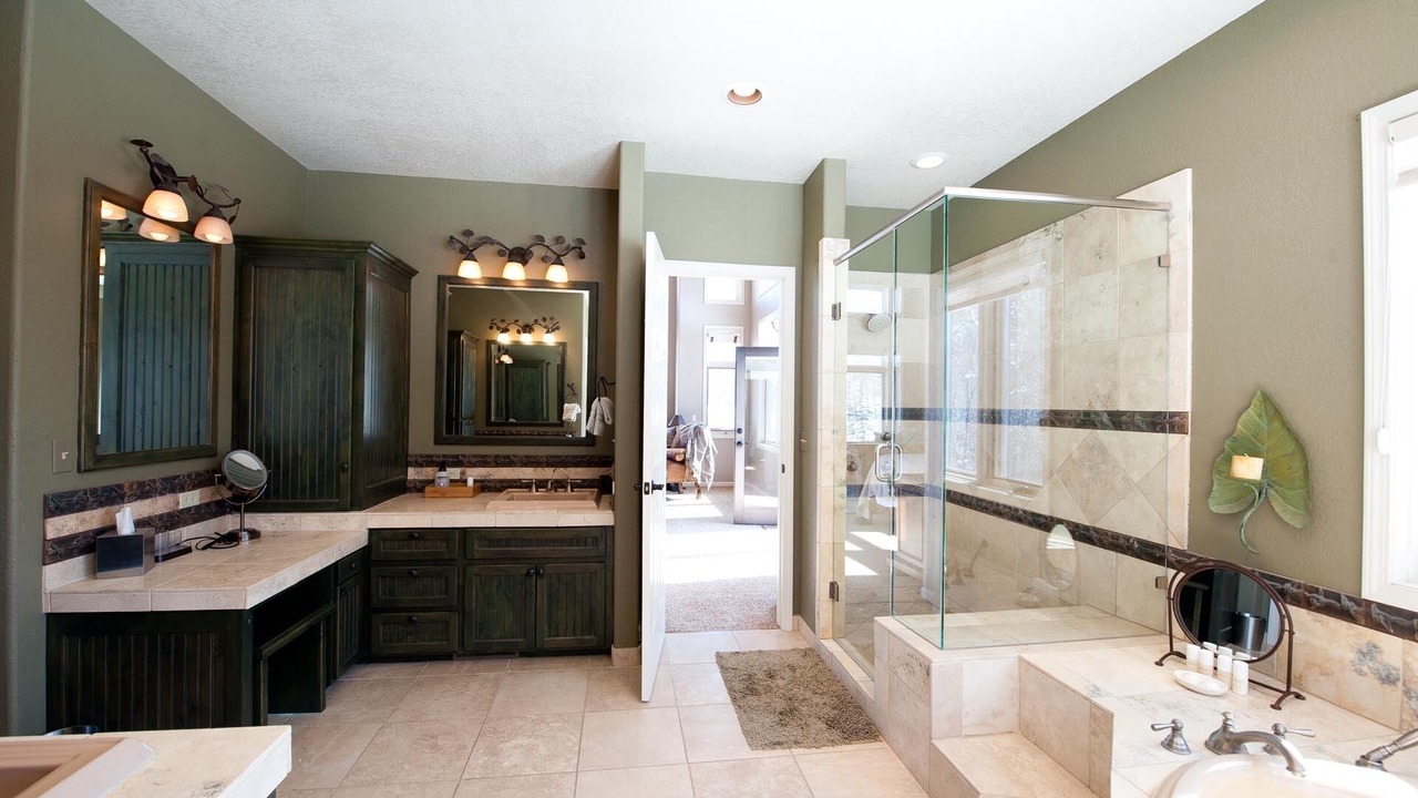 Photo of Bathroom in Purgatory