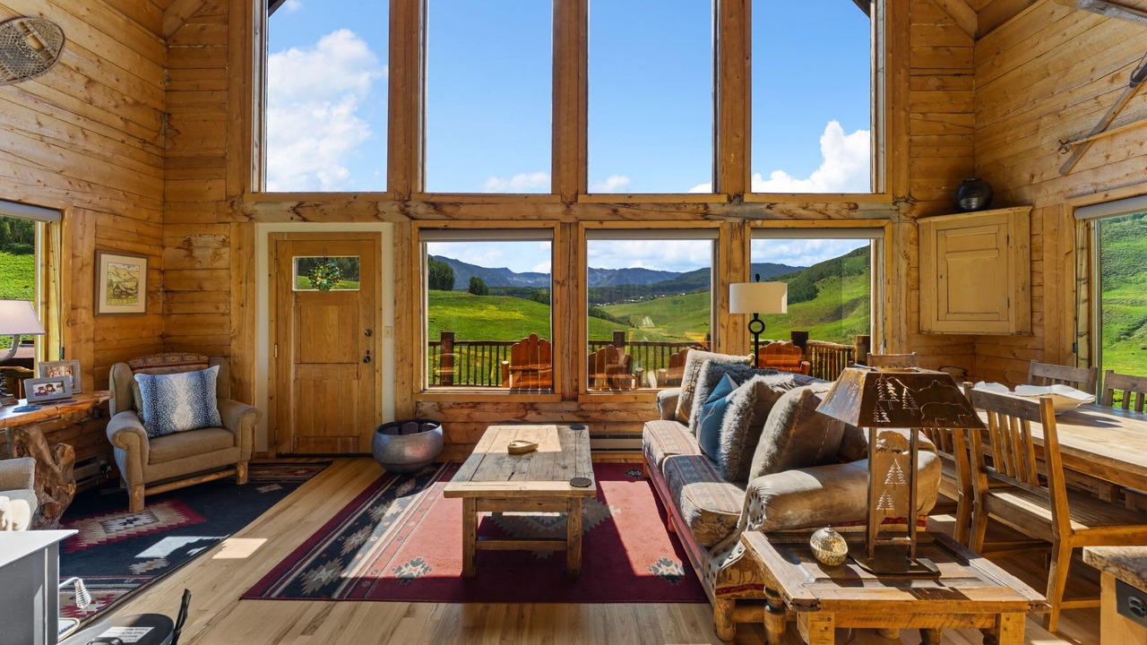 Photo of Livingroom in Mount Crested Butte