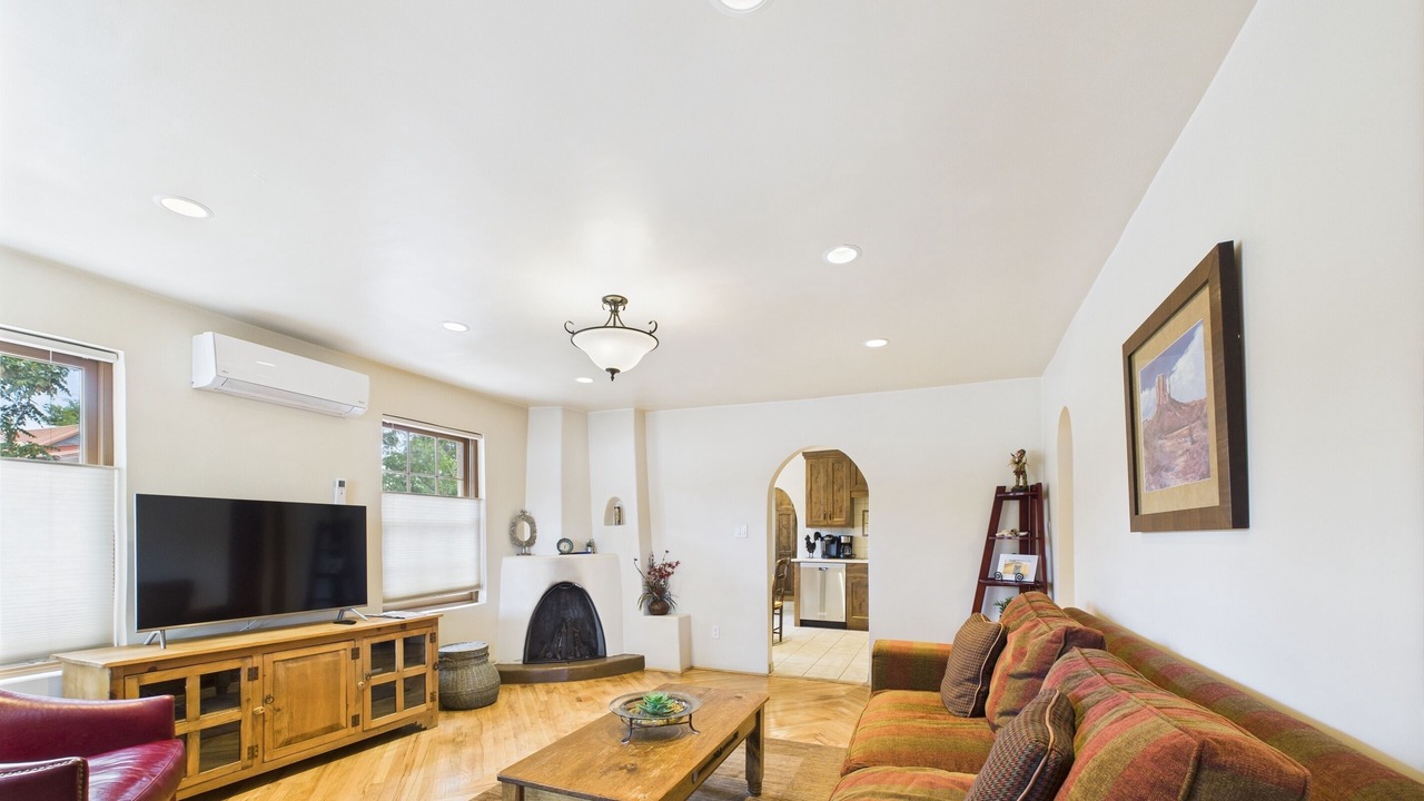 Photo of Livingroom in Downtown Santa Fe