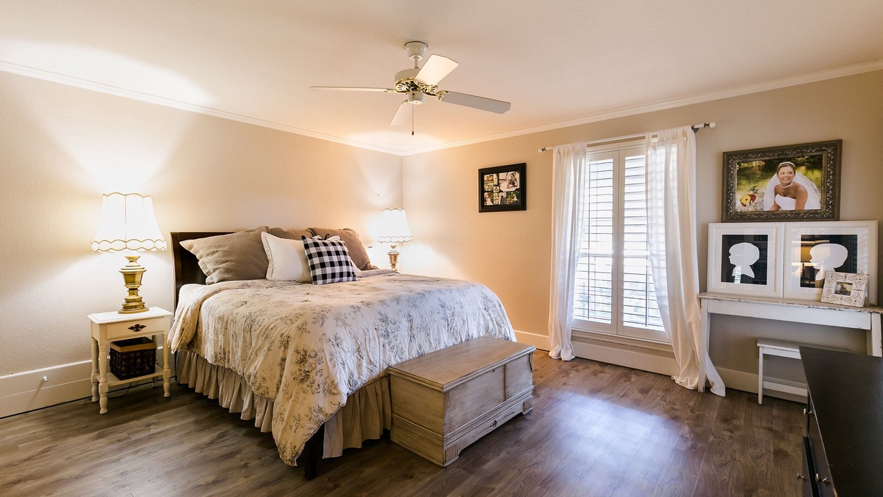 Photo of Bedroom in Valley Mills