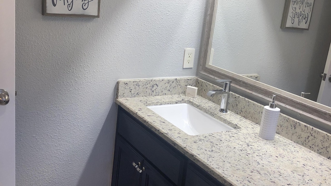 Photo of Bathroom in Vance Jackson
