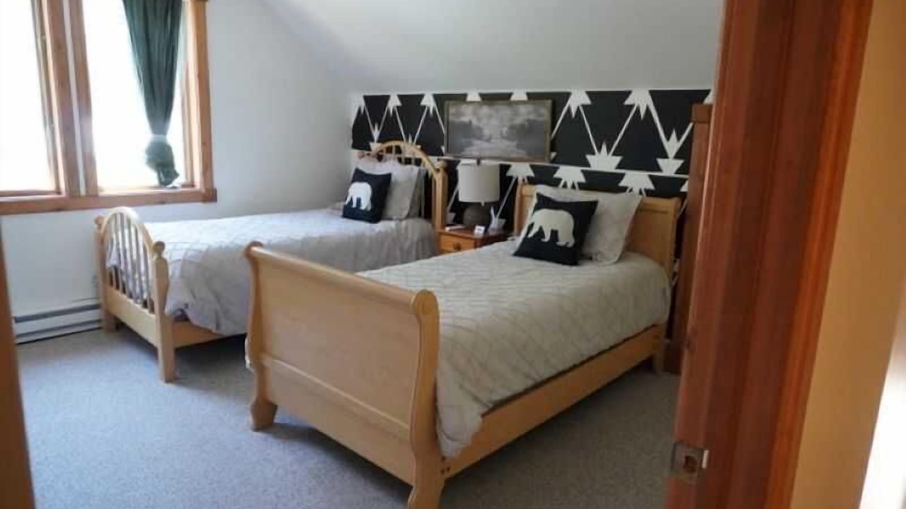 Photo of Bedroom in Lake City