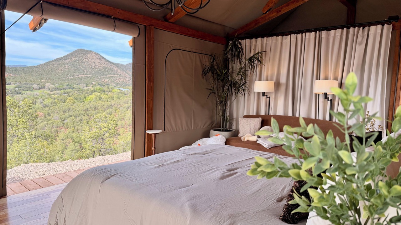 Photo of Bedroom in High Rolls Mountain Park
