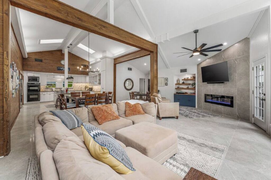 Photo of Livingroom in Azle
