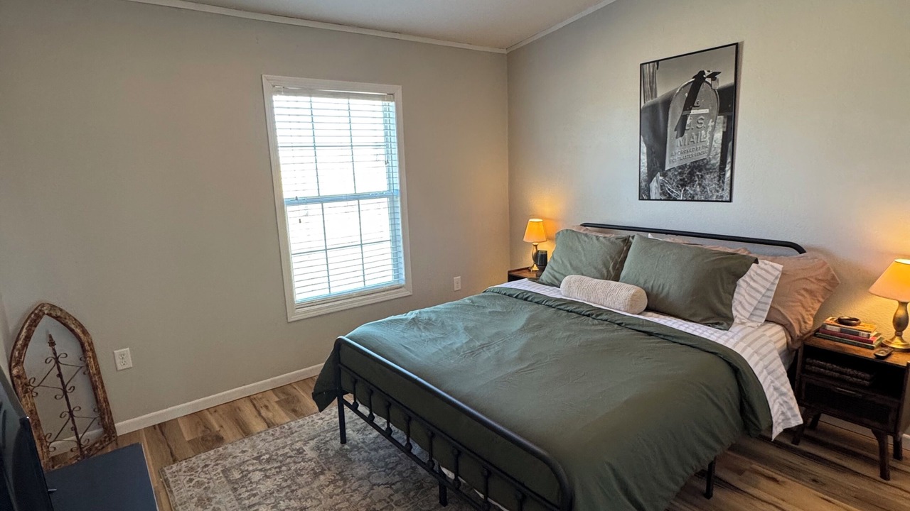 Photo of Bedroom in Colorado City