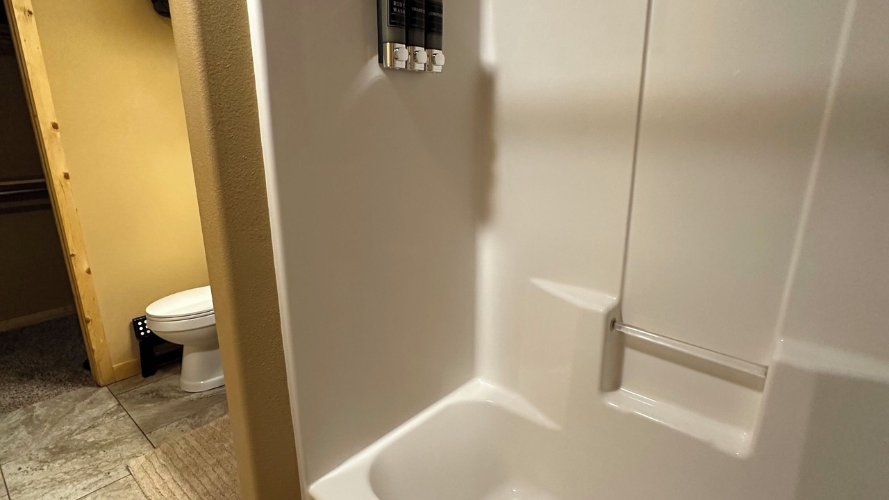 Photo of Bathroom in Bear Park