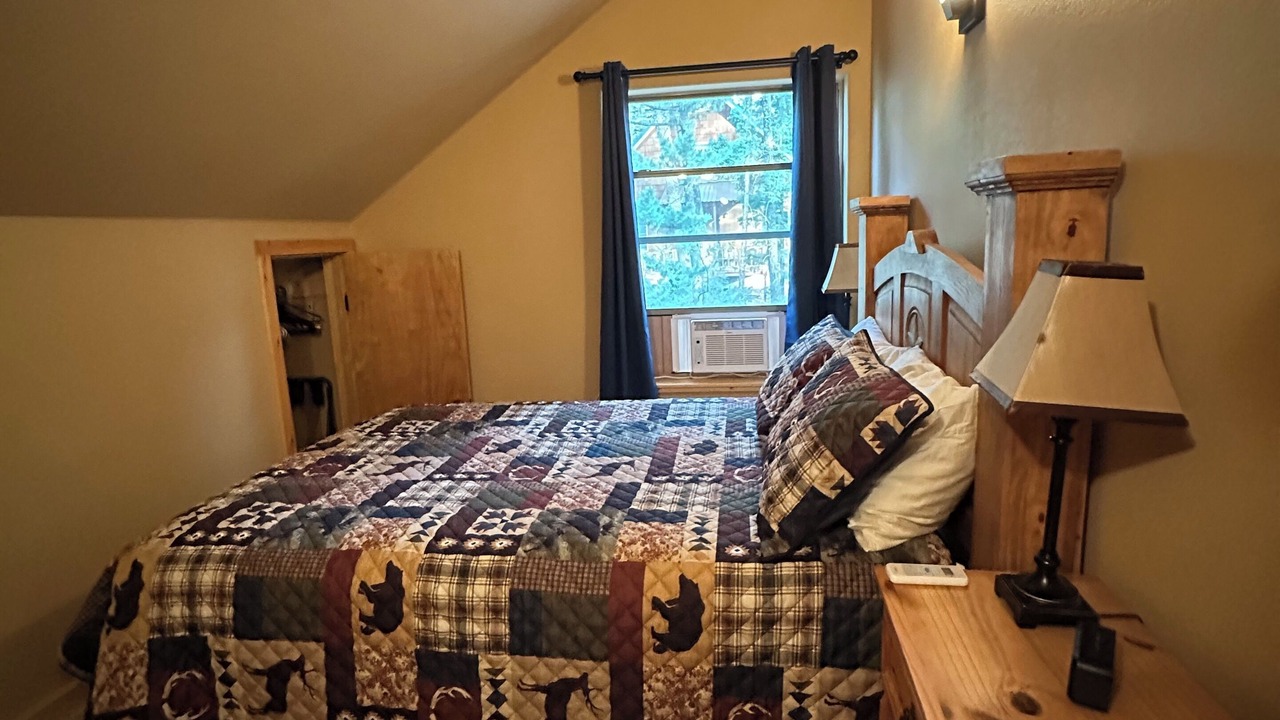 Photo of Bedroom in Bear Park