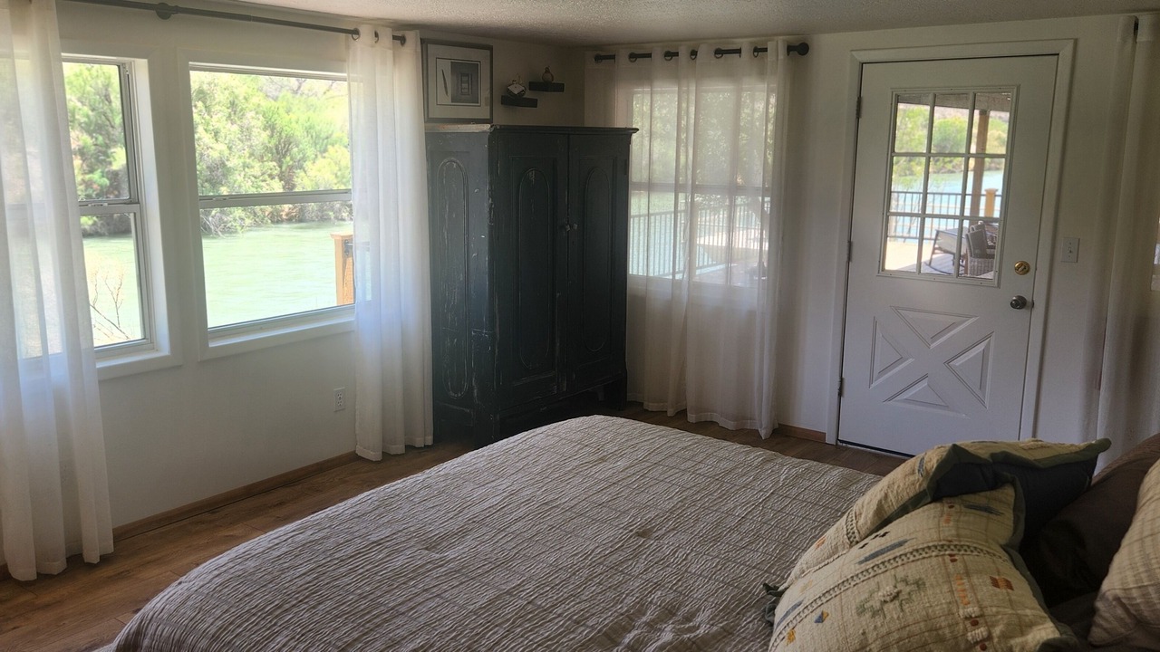 Photo of Bedroom in Truth or Consequences